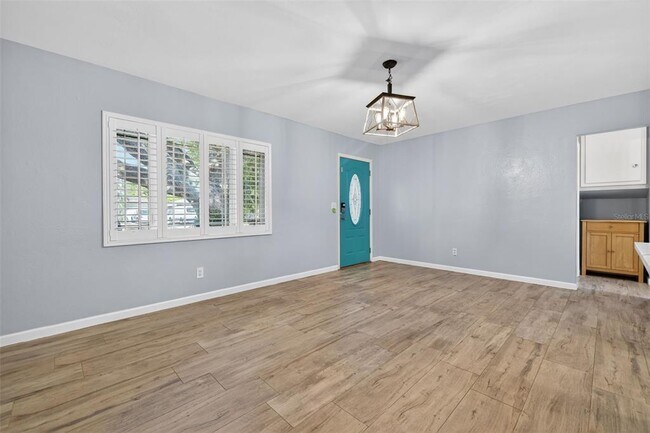 Photo - 3121 30th St N