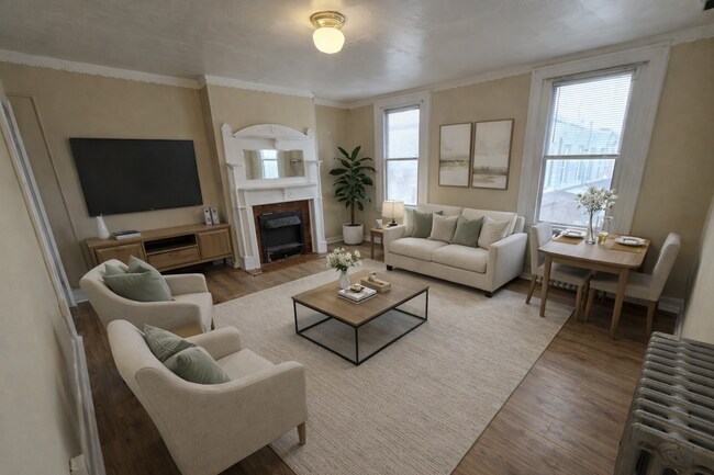 Building Photo - 1231 N 54th St Unit 2