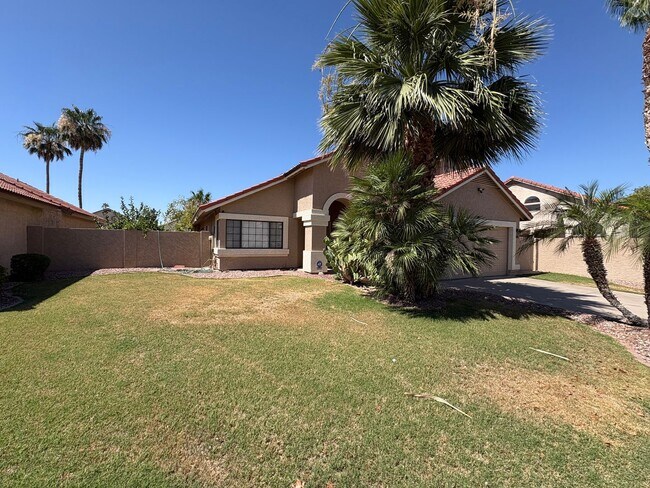 Photo - Resort-Style Furnished Rental in Arrowhead Ranch