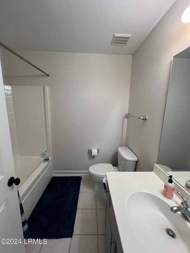 Photo - 25 National Blvd