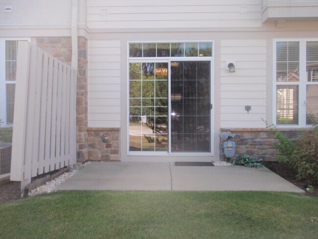 372 Shadow Creek Dr