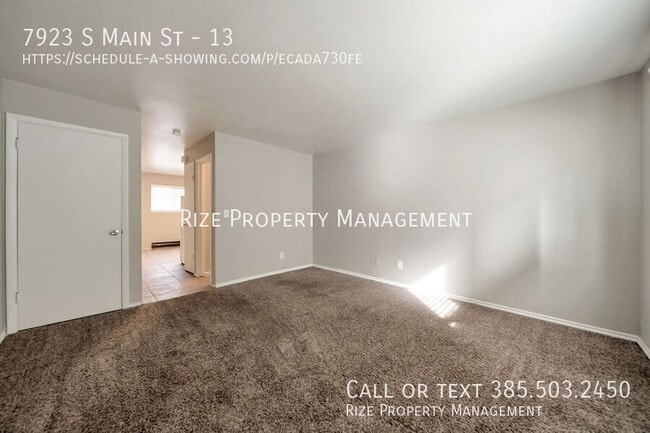 Photo - 7923 S Main St