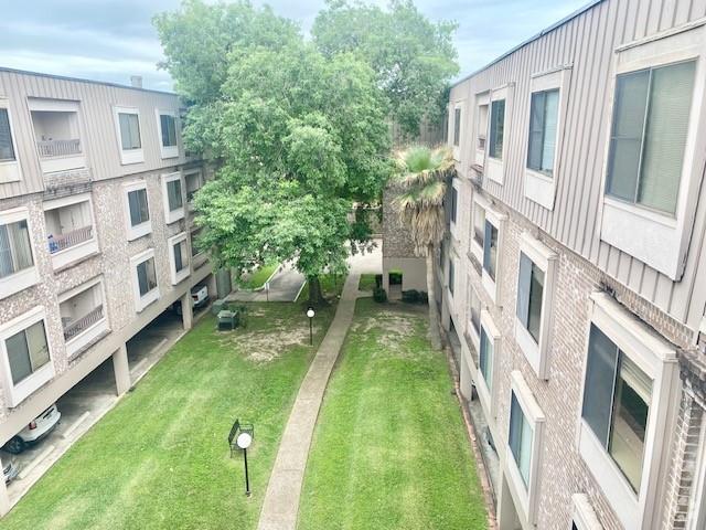 Building Photo - 2209 S Braeswood Blvd Unit 33F Rental