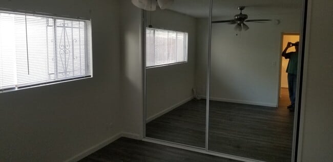 Building Photo - 3622 Dunn Dr Unit #2 Rental