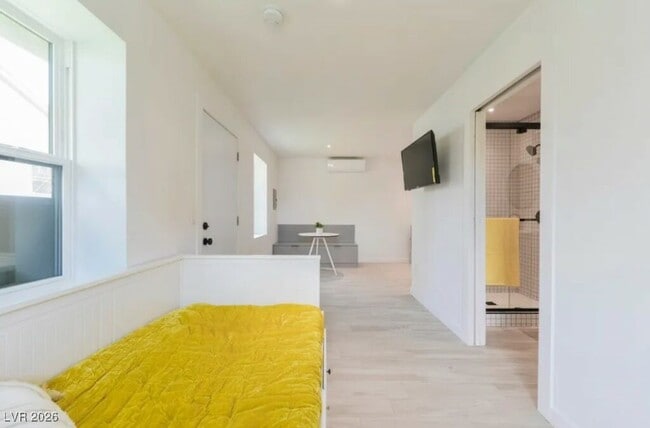 Photo - 715 S 3rd St Unit 9