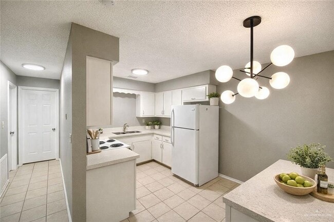 Photo - 8 N McColl Rd Unit 5