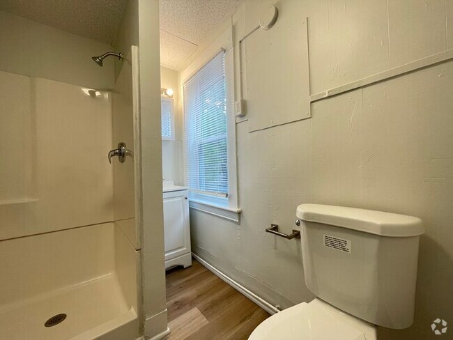 Building Photo - 53 Pennacook St Unit #2 Rental