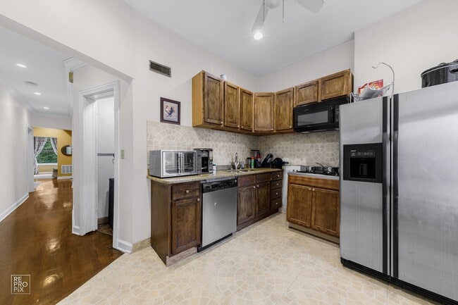 Photo - 3616 W Lexington St Unidad 2