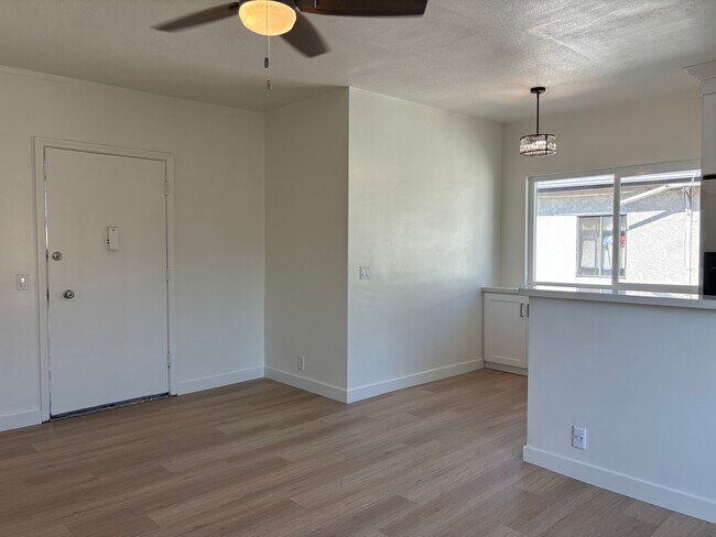 Photo - 2007 E 2nd St Unit 8