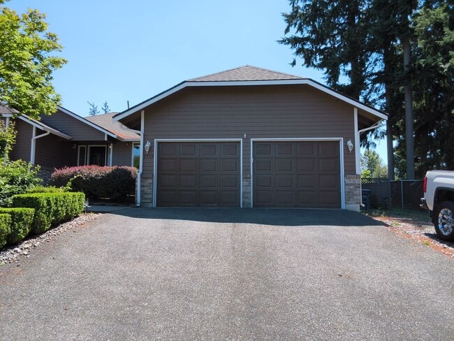 Photo - 1719 126th Ave E