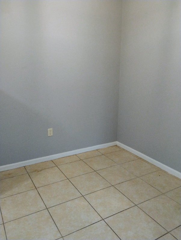 Photo - 1045 Manson Dr Unidad D