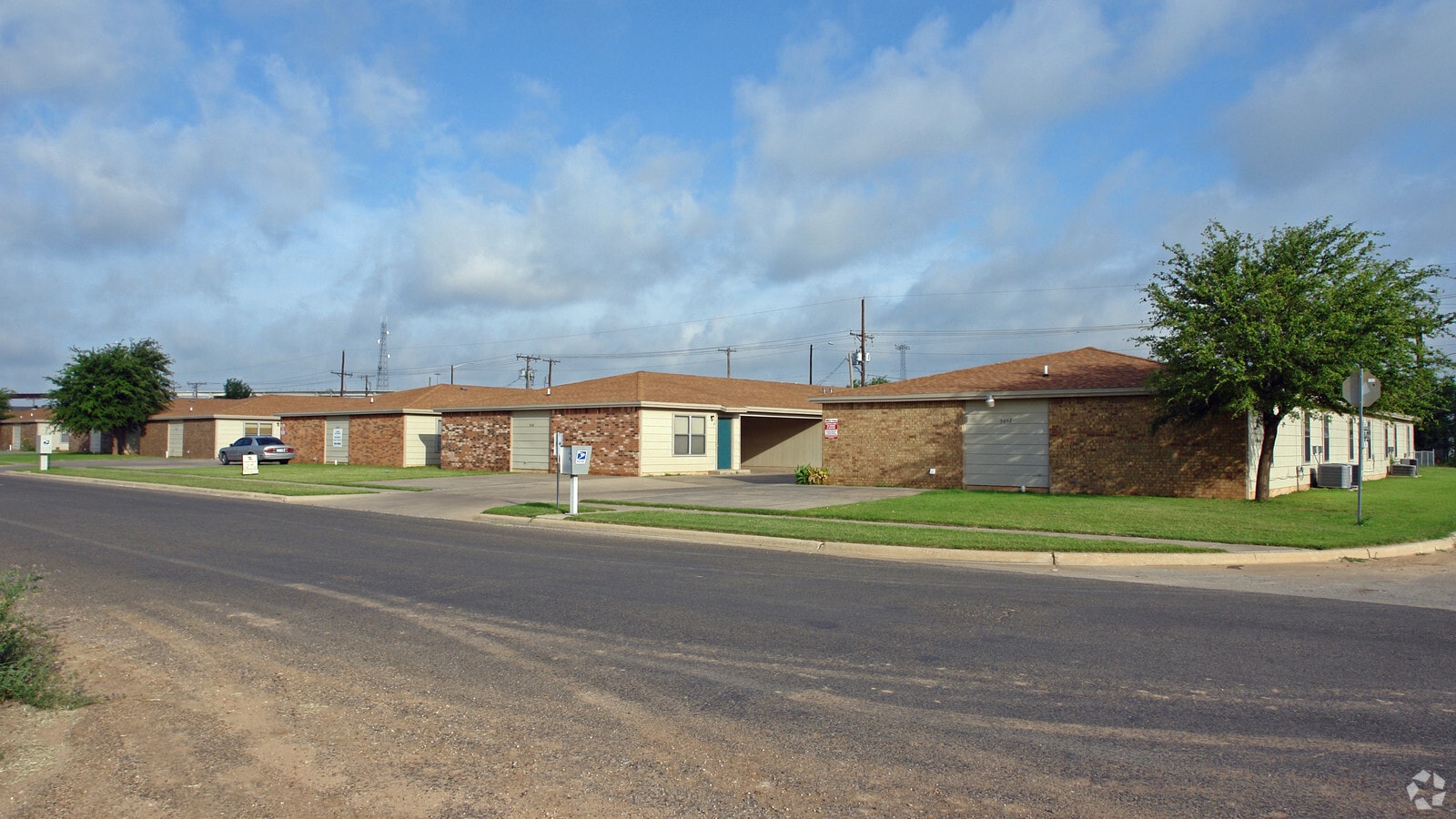 Everstone Apartments - Everstone Apartments