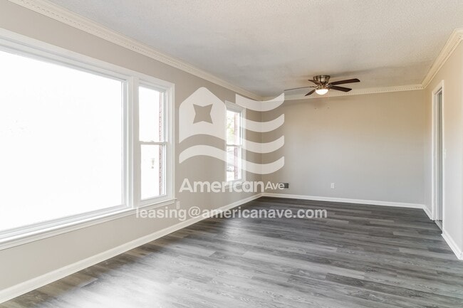 Photo - 215 Laurel Meadows Dr