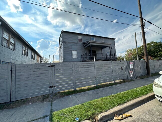 2419 Pannell St Unidad 10
