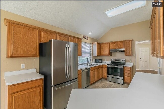 Photo - 210 Madisson Dr