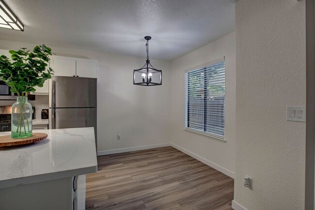 Photo - St. George Apartments