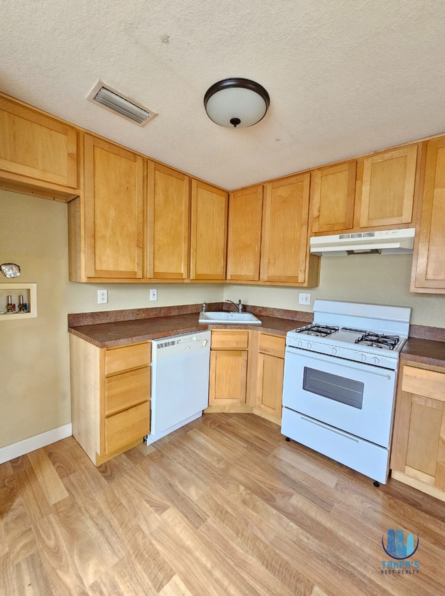 117 N Evergreen Ave Unit EVERGREEN#117-201