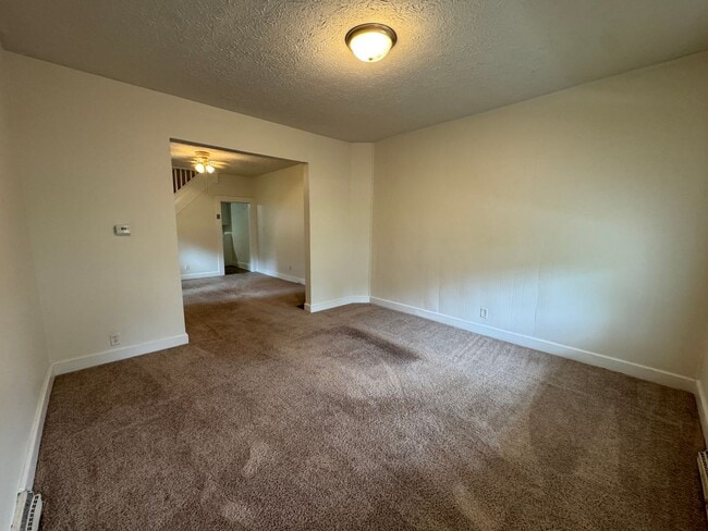 Photo - 2346 Coyner Ave