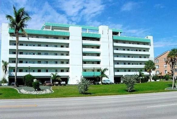 Building Photo - 1500 Park Beach Cir Unit 3E Rental