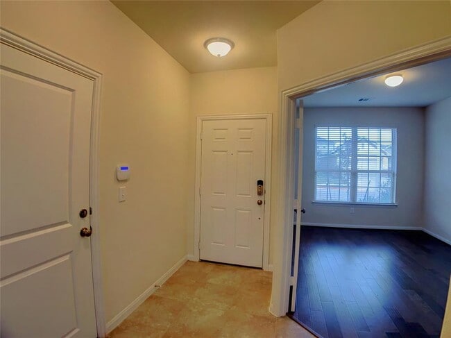 Photo - 13911 Stripling Ln