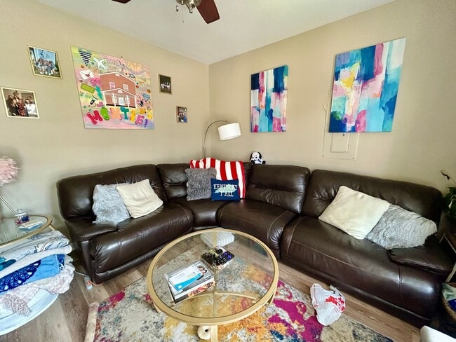 145 Montmullin St