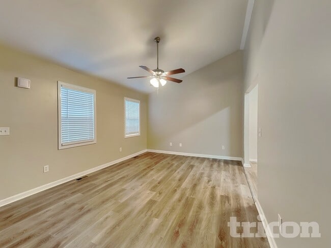 Photo - 210 Kennedy Dr