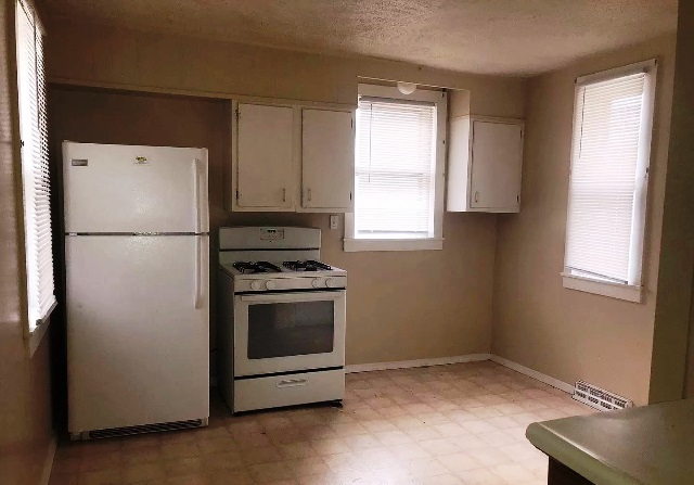 Photo - 706 W Graham St