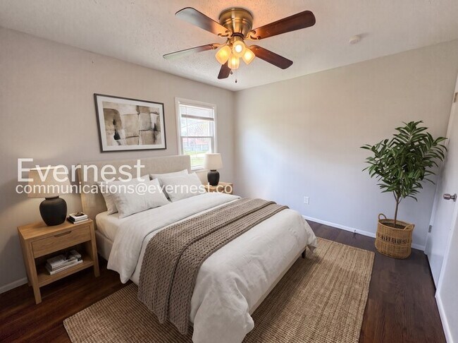 Photo - 3 Bed/1.5 Bath Home with Garage / Pet-Friendly / Coming Soon!