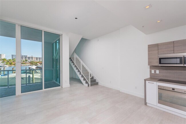 Photo - 400 Sunny Isles Blvd Unit 121
