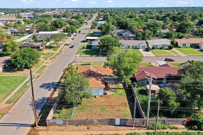 Photo - 1902 36th St