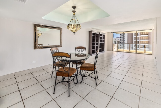 Photo - 1860 Ala Moana Blvd Unidad 1707