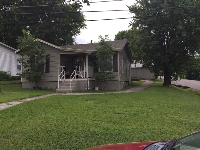 Building Photo - 501 Elk Ave N Rental