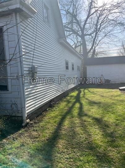 818 High St