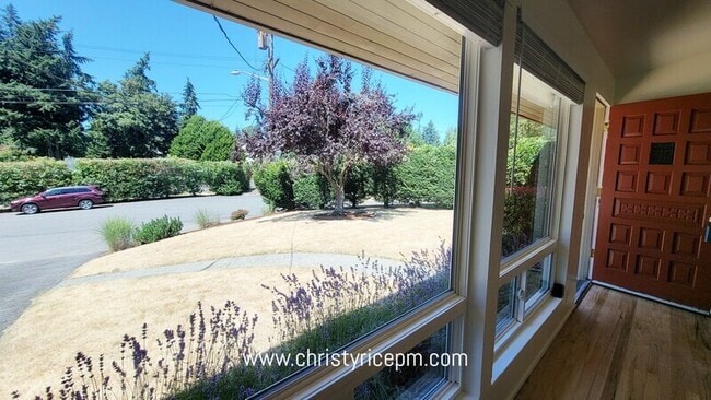 Photo - 12051 SE 42nd St