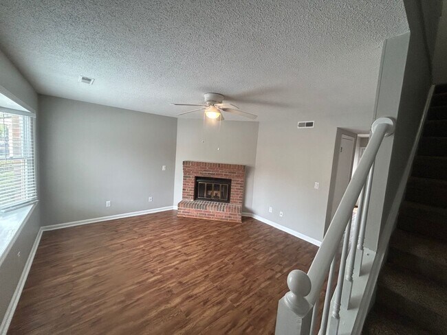 Photo - 940-403 Glenn Street, West Columbia SC 29169