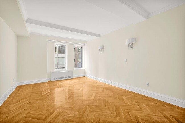 Photo - 502 Park Ave