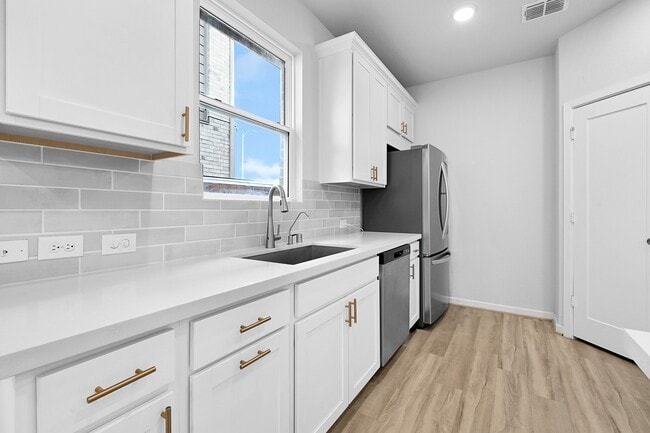 Photo - 9119 Brixham Dr