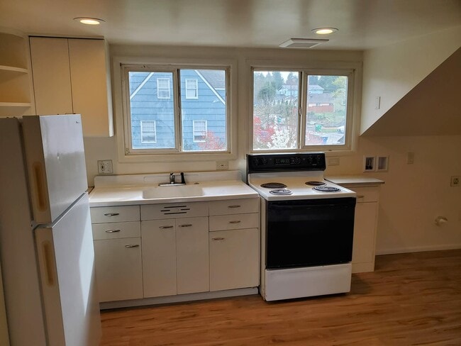 Photo - 1114 9th Ave SE Unidad 1116 9th Ave SE