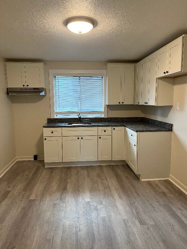 34 Pleasant St Apartment Unit I Easthampton, MA