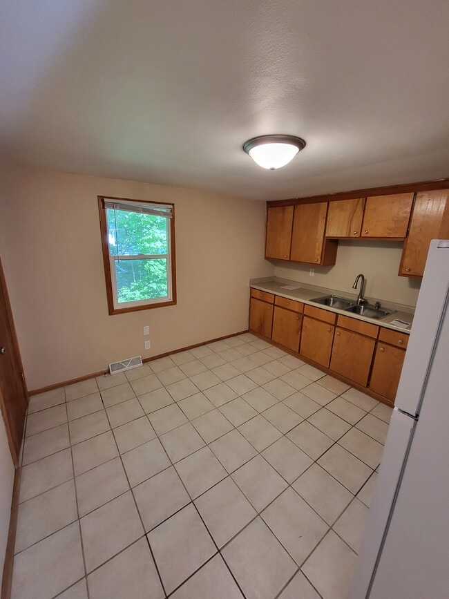 Photo - 6610 Carman Dr Unit 1