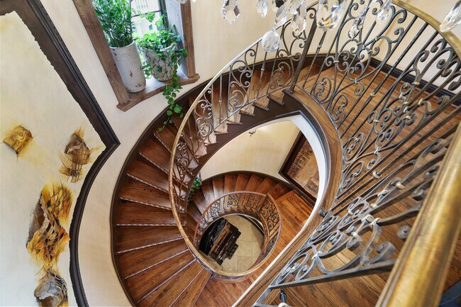 Photo - 5007 Cedar Creek Dr