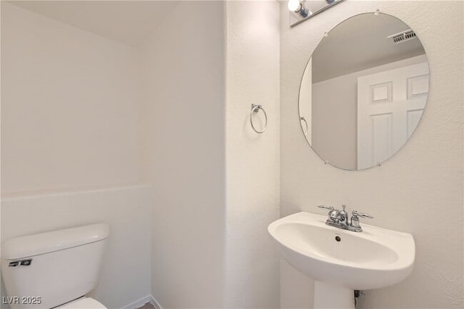 Building Photo - 6732 Kyle Stewart Ct