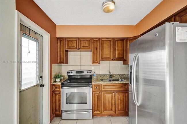 Photo - 771 NW 42nd St Unit 771