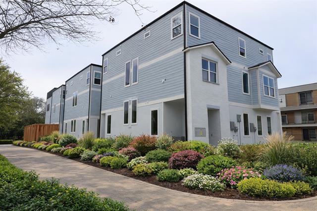 Photo - 401 Bryan St