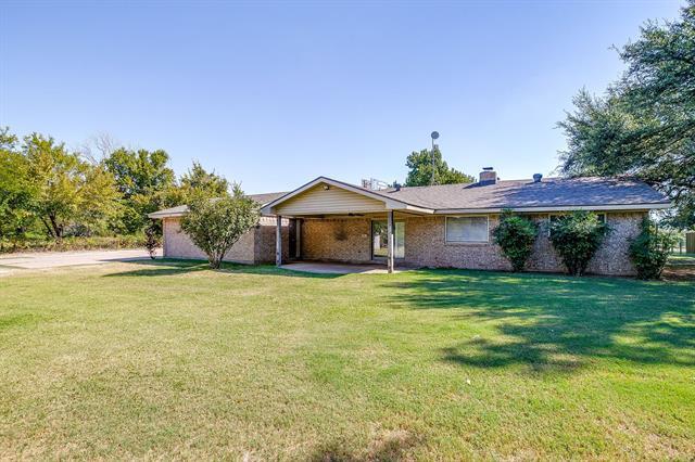 Building Photo - 1060 S Burleson Blvd
