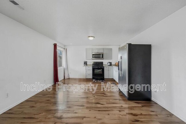 Photo - 3538 Sharp Shinned Trail