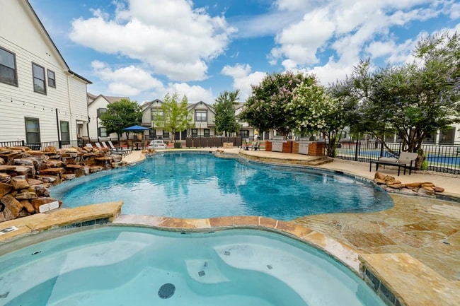 Photo - Heron on Hausman