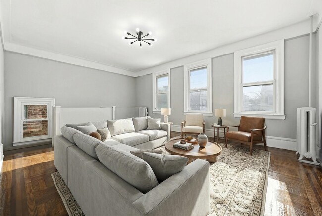 Photo - 40 Bayview Ave Unit 2