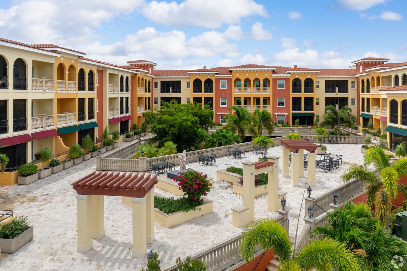 Alt Building Angle - Genova Luxury Condominiums