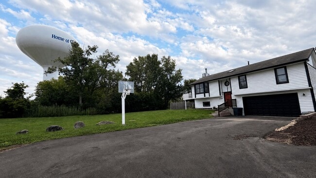 Photo - 23689 N Midlothian Rd
